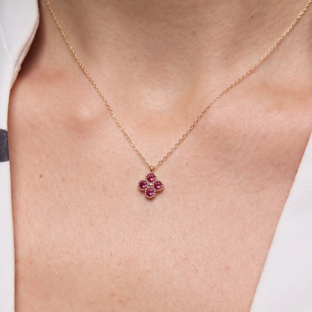 Pembe Taşlı Minimal 14 Ayar Altın Kolye 